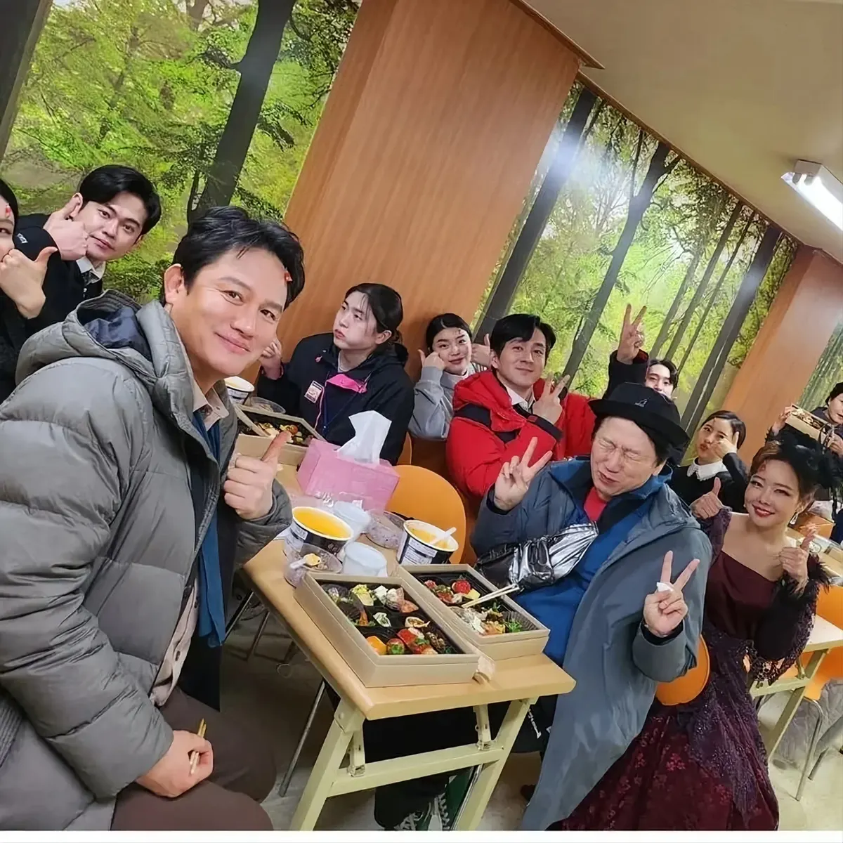 연예인 서포터즈 도시락 현장 전달 준비